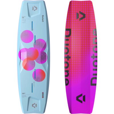 Vorder- und Rückseite des Duotone Soleil SLS 2026 Kiteboards in Hellblau und Pink vor weißem Hintergrund.