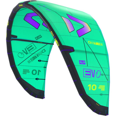 Ein türkisfarbener Duotone Evo SLS 2026 Kitesurf-Kite mit lilafarbenen Logos auf weißem Hintergrund.