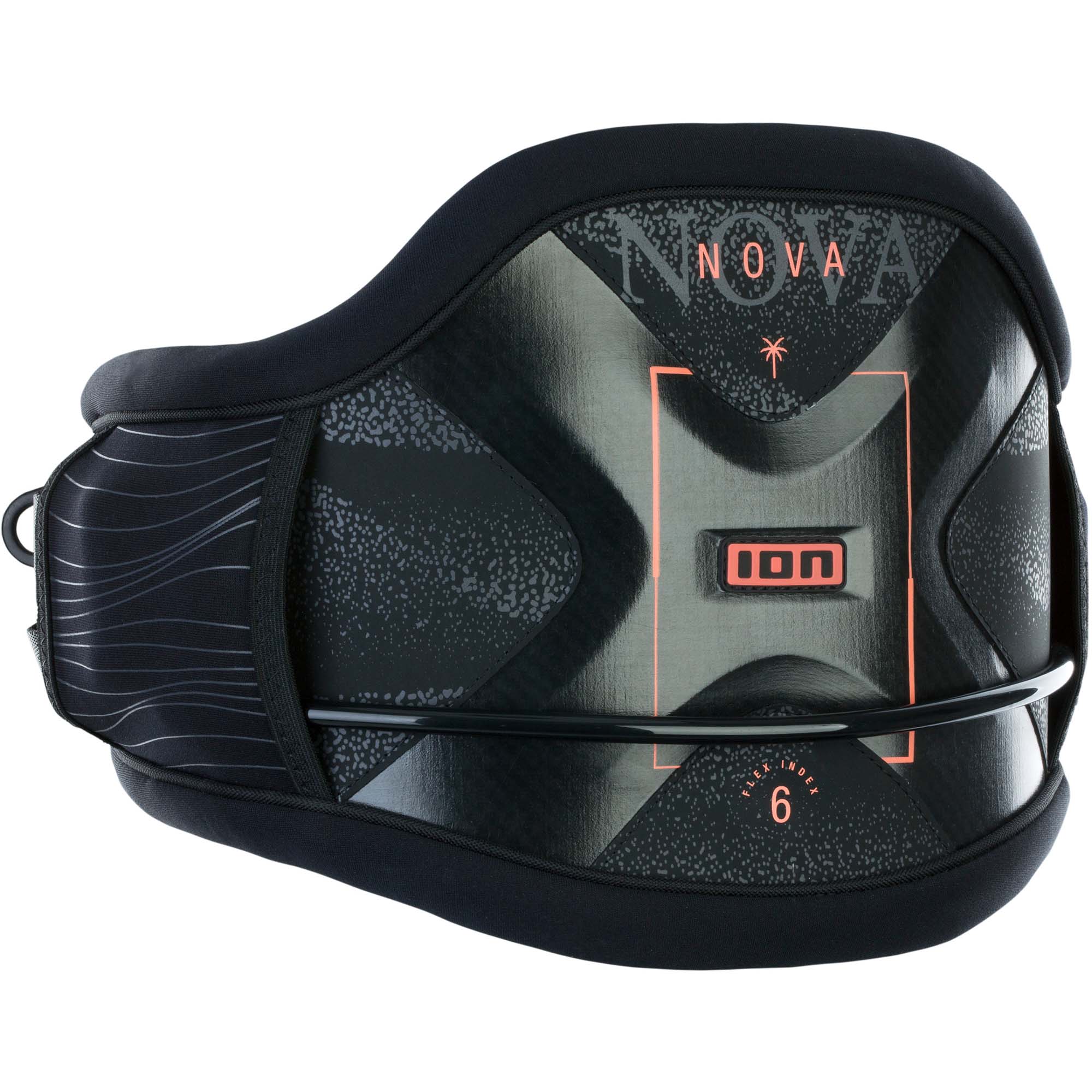 ION Nova Kitesurf-Hüfttrapez 2024 - Windsport Fehmarn Schwarzes ION Nova Kitesurf-Hüfttrapez mit orangefarbenen Details vor weißem Hintergrund.