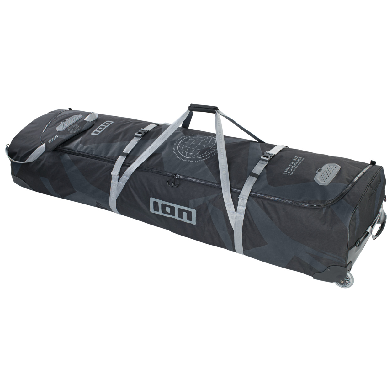 ION Boardbag für Wassersportausrüstung - Windsport Fehmarn Schwarze ION Boardtasche mit Rollen, grauen Gurten und Logo auf weißem Hintergrund.