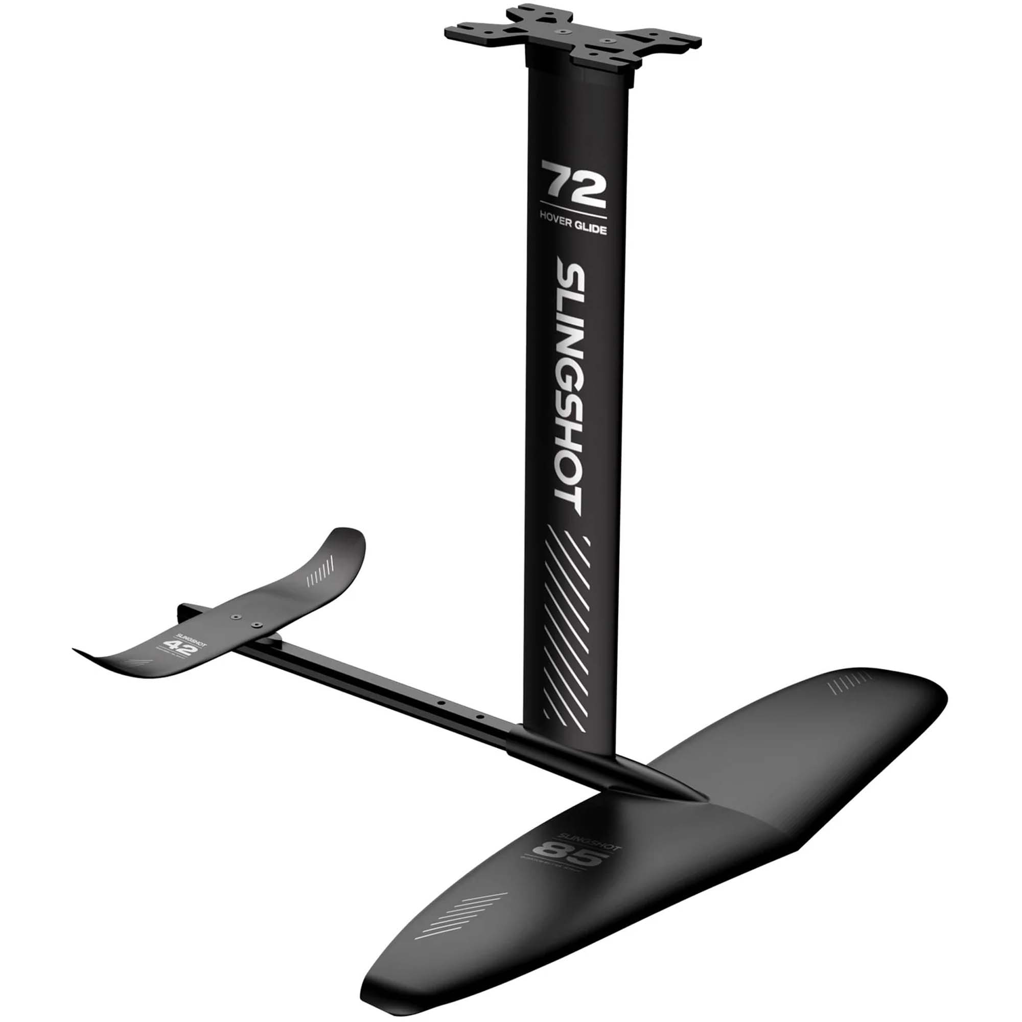Slingshot Hover Glide FCARVE Foil - Windsport Fehmarn Slingshot Hover Glide FCARVE V1 Tragflügel-System mit schwarzem Mast, Frontflügel 85 und Stabilisator 42 vor weißem Hintergrund.